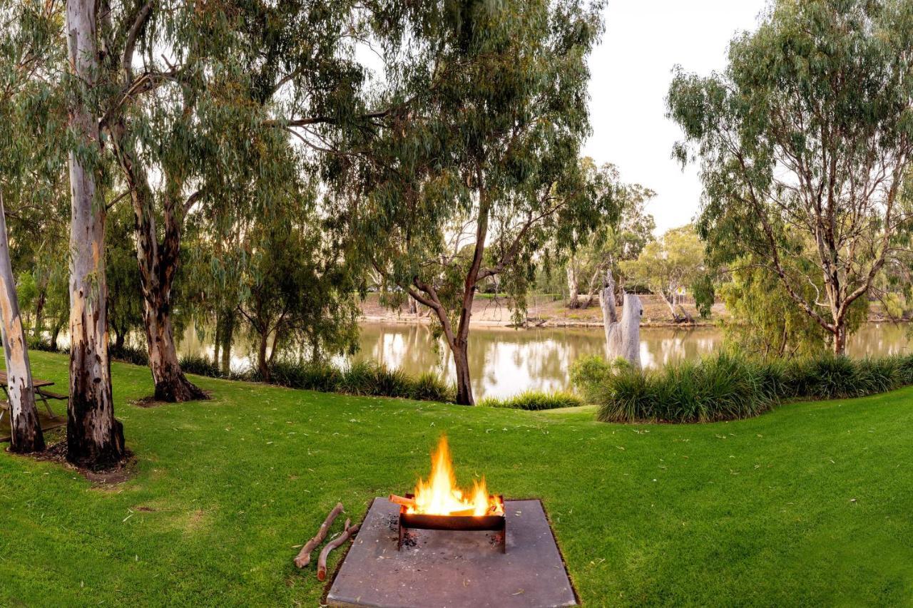 Big4 Deniliquin Holiday Park Esterno foto