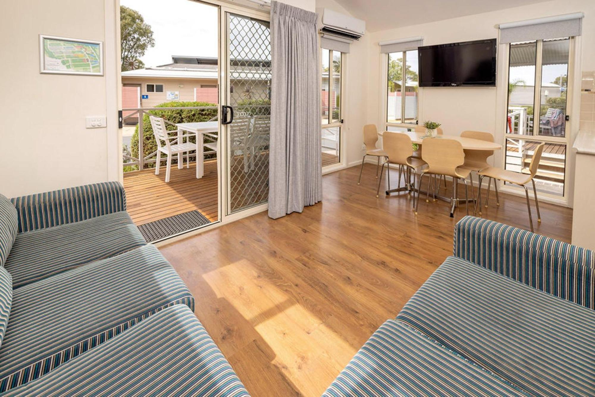 Big4 Deniliquin Holiday Park Camera foto
