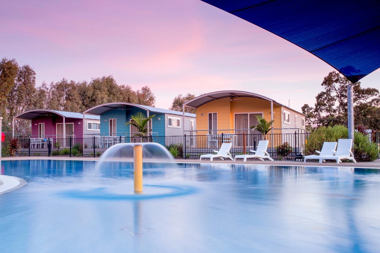 Big4 Deniliquin Holiday Park Esterno foto