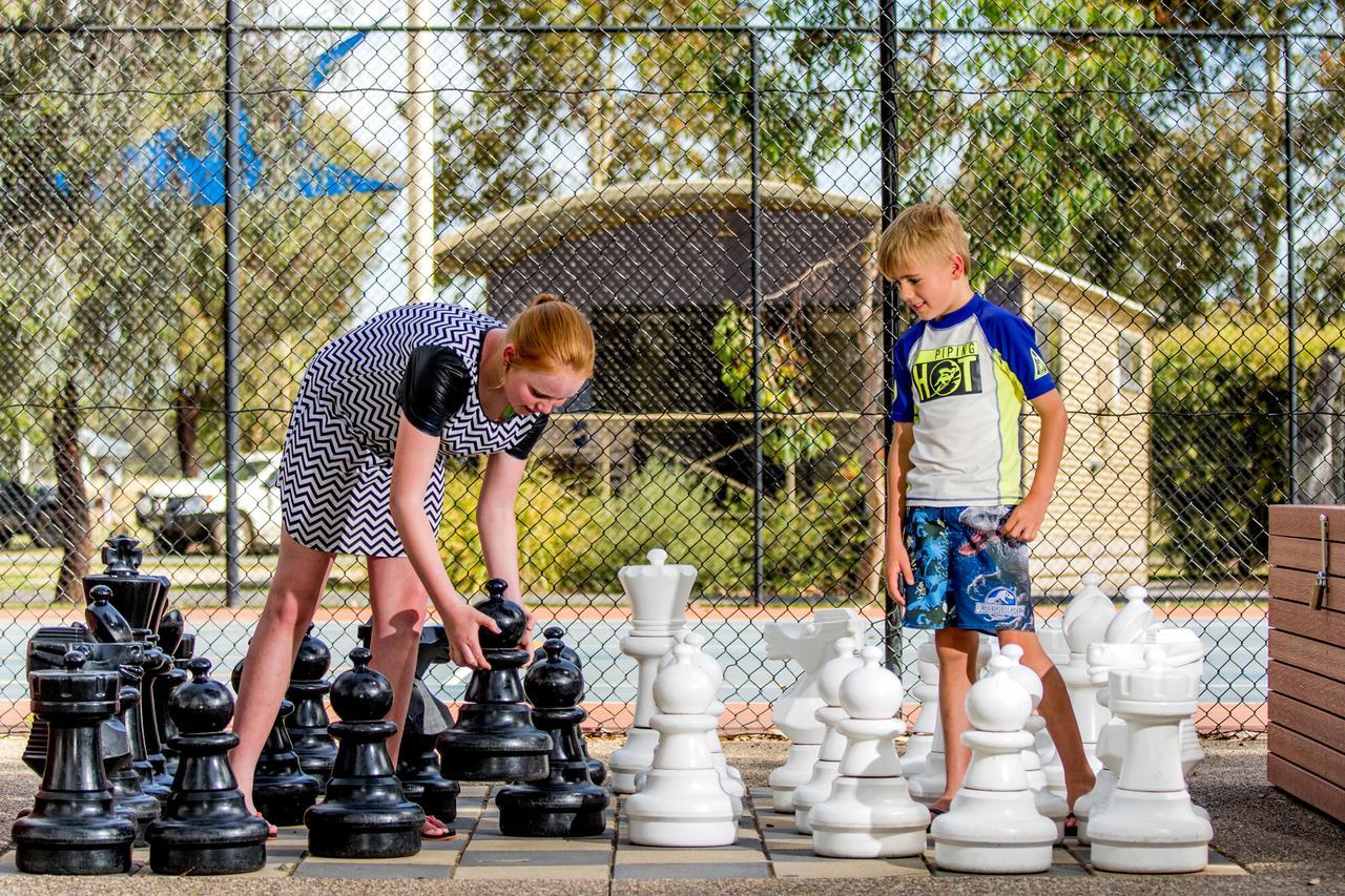 Big4 Deniliquin Holiday Park Esterno foto